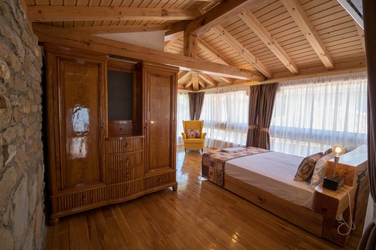 Guest House Epochs Since 1871 Lyaskovets ภายนอก รูปภาพ